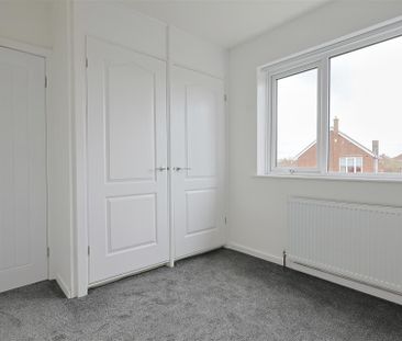 2 bedroom Semi-detached house to rent in Craig Crescent, Dudley, Cr... - Photo 5