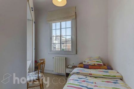 Passeig Maragall, Barcelona, Catalonia 08031 - Photo 4