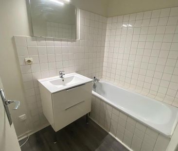 Location Appartement 2 pièces 26m² BORDEAUX 33000 - Photo 4