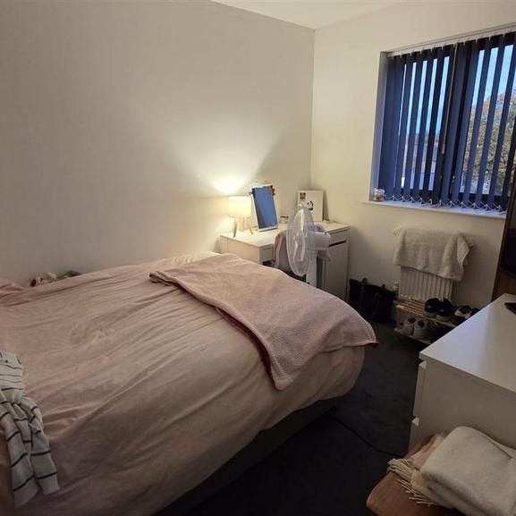 4 bedroom house to rent - Photo 1