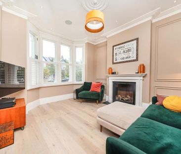 5 bedroom semi-detached house to rent - Photo 4