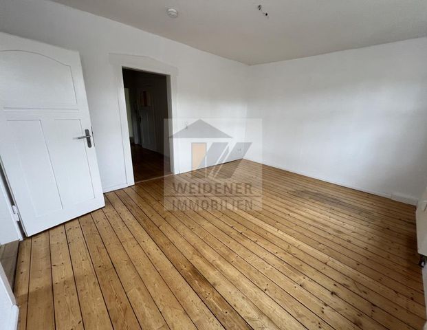 Dachgeschosswohnung in Weida - Photo 1