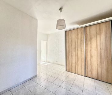 T2 - 37M² LES MILLES VILLAGE - Photo 3