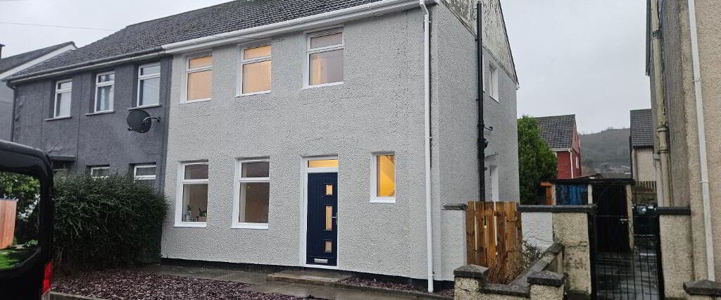 13 Windsor Avenue, Newtownards, BT23 4QQ - Photo 1