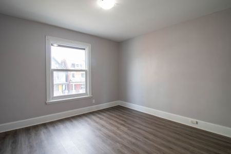 75 Cathcart St, Hamilton - 3 Bedroom Townhouse - Photo 5