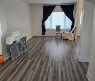 For Lease - 11 Elizabeth Street, Markham, Ontario - Photo 3