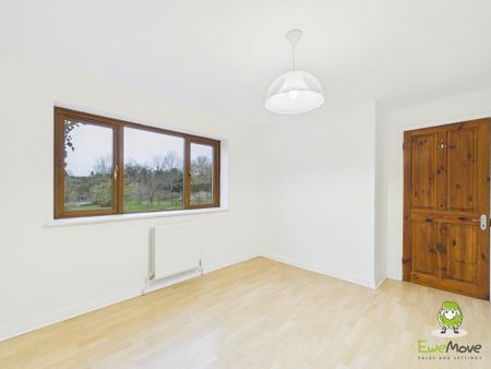 4 bedroom semi-detached house to rent - Photo 5