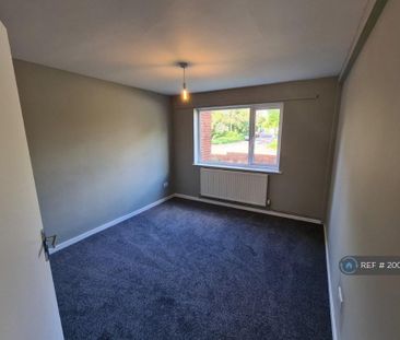 2 bedroom maisonette to rent - Photo 2