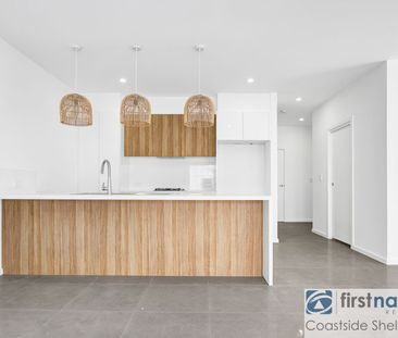 Spacious Home with Ocean Views! - Photo 1