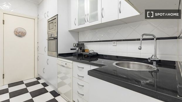 2 room luxury Apartment for rent in Valencia, Spain - Photo 1