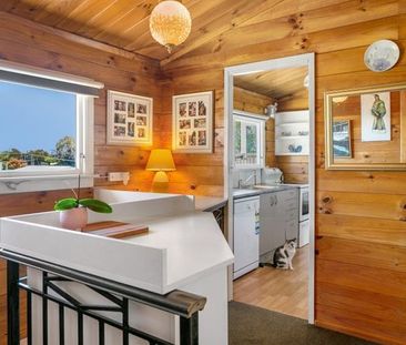 Large Family Home, Excellent School Zone - Photo 2