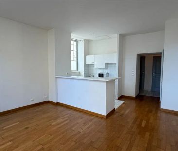 Location appartement 1 pièce - 37.33m² à La rochelle (17000) - Photo 2