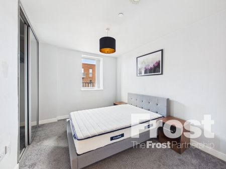 Petersfield Avenue, Slough, Berkshire,SL2 - Photo 2