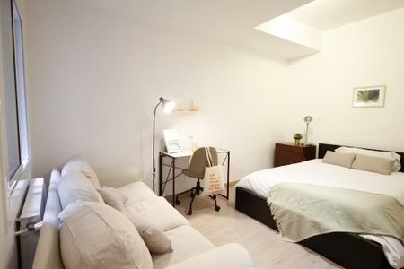 Carrer de Balmes, Barcelona, Catalonia 08007 - Photo 2