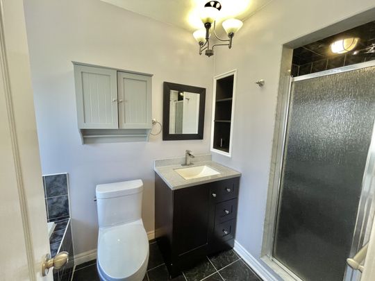 For Lease - 241 Emms Drive Unit# Upper, Barrie, Ontario - Photo 1