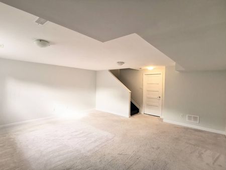 For Lease - 90 Natare Place, Kanata, Ontario - Photo 4