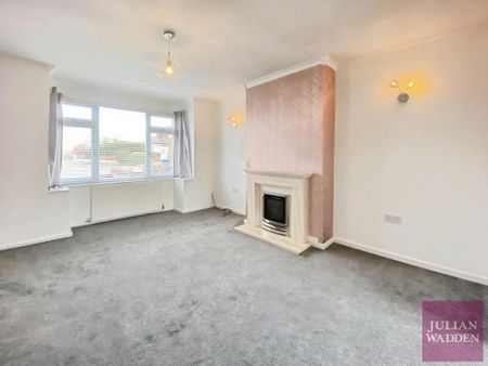 3 bedroom semi-detached house to rent - Photo 2