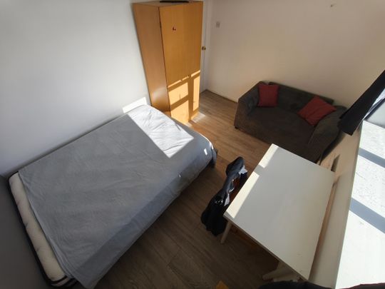 Room in a Shared Flat, Cottenham House, N19 - Photo 1