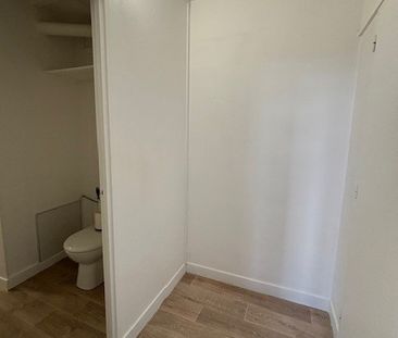 Location Appartement 1 pièce 25m² BORDEAUX 33300 - Photo 3