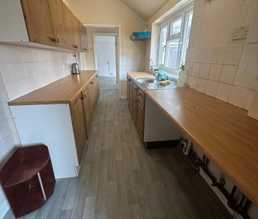 2 bedroom semi-detached house to rent - Photo 1