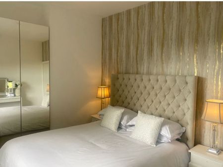 Stitch Mi Lane Bolton Lancashire - Photo 3