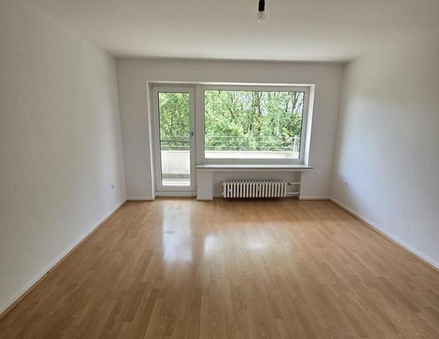 ***Frisch renoviert*** Helle 3-Zimmer-Wohnung mit Balkon in Datteln - Photo 1
