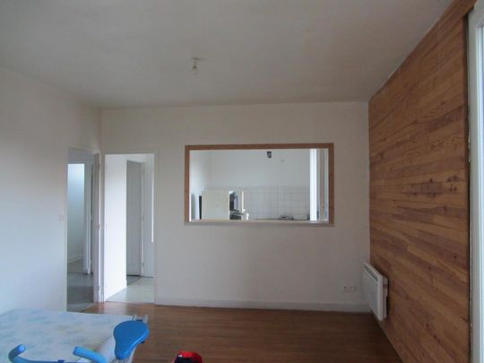 Location Appartement 4 pièces 80m² BORT LES ORGUES 19110 - Photo 1