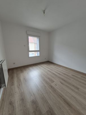 Location Maison 4 pièces 92m² LILLERS 62190 - Photo 1