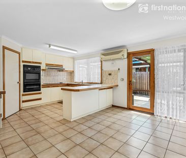 7 Weeden Drive, 3030, Werribee Vic - Photo 2