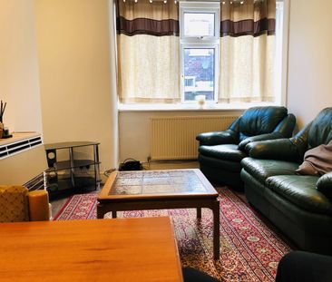 4 Bed Terraced House, Naburn Street, M13 - Photo 1