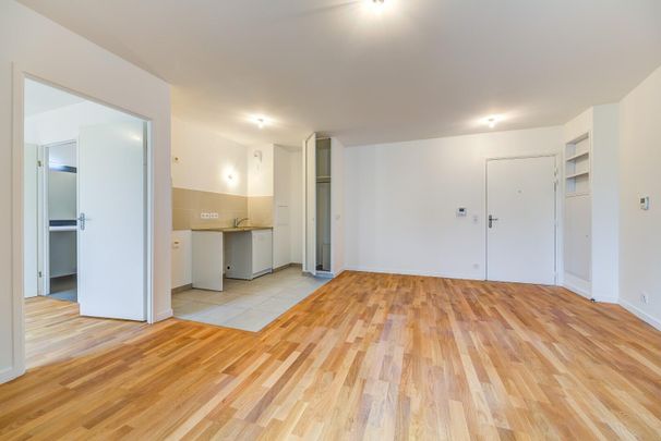 location Appartement T2 DE 41.2m² À VILLIERS SUR MARNE - Photo 1