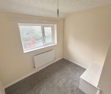 Swaffham Road - Photo 2