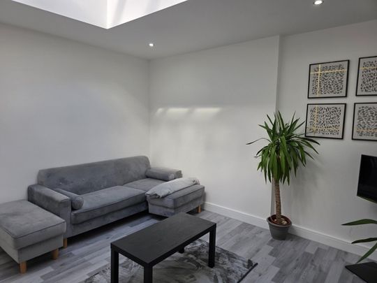 1 Bed Flat, Aylestone Road, LE2 - Photo 1