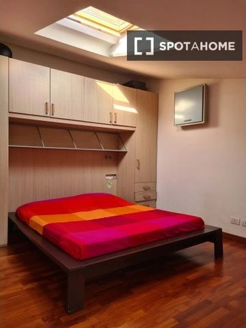 rome, Lazio 00166 - Photo 2