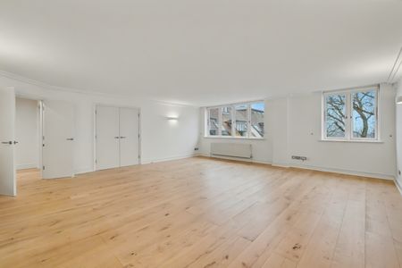 Westfield, 15 Kidderpore Avenue, Hampstead, London NW3 - Photo 3