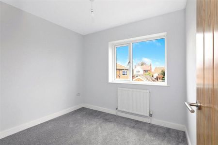 4 bedroom detached house to rent - Photo 5