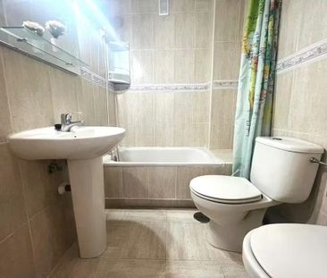 Calle de la Isla de Arosa, Madrid, Community of Madrid 28034 - Photo 2