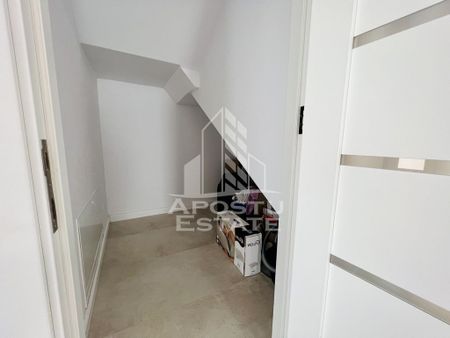 Duplex cu 5 camere, 3 bai,prima inchiriere, in Mosnita Noua - Photo 4