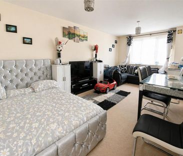 1 Bedroom Flat To Let - Photo 4