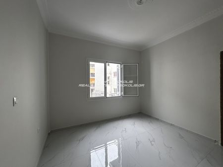 Διαμέρισμα για ενοικίαση Κέντρο (Σαλαμίνα) - Φωτογραφία 2