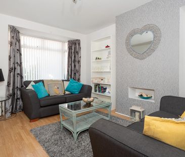 33 Serpentine Parade, Newtownabbey, BT36 7HD - Photo 1
