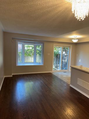 For Lease - 5255 Palmetto Place Unit# 144, Mississauga, Ontario - Photo 1