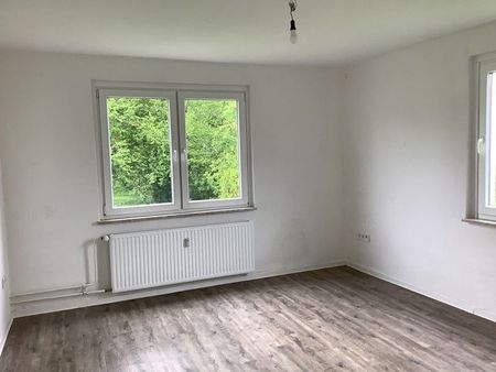 Modernisierte 3-Zimmer-Wohnung mit Tageslichtbad - Photo 5