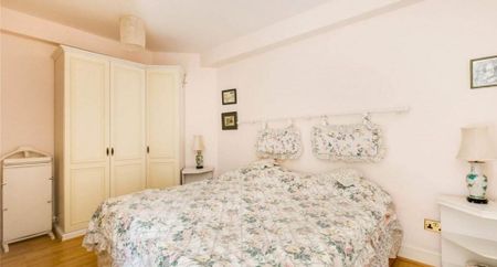 One Bedroom flat in Sloane Square – Chelsea London - Photo 3