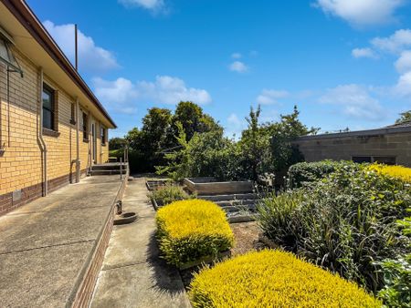 225 York Street, Ballarat East - Photo 2