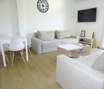 APARTMENT 48 SQ.M. FURNISHED RENOVATED AND IN A CENTRAL POINT IN LO... - Photo 4