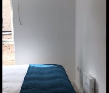 Room in a Shared Flat, ., M50 - Photo 1