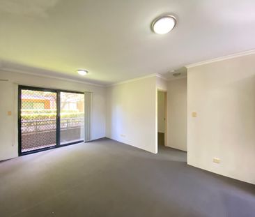 Modern 2 Bedroom Apartment - Photo 1