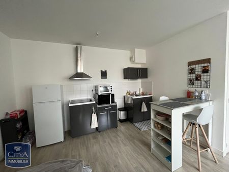 Location Appartement 1 pièce 37m² POITIERS 86000 - Photo 3