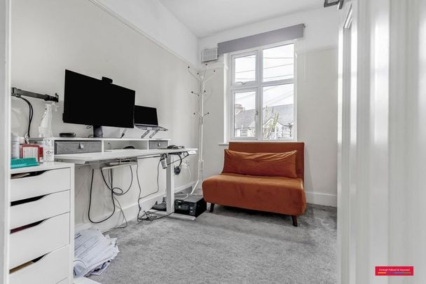 5 bedroom semi-detached house to rent - Photo 1